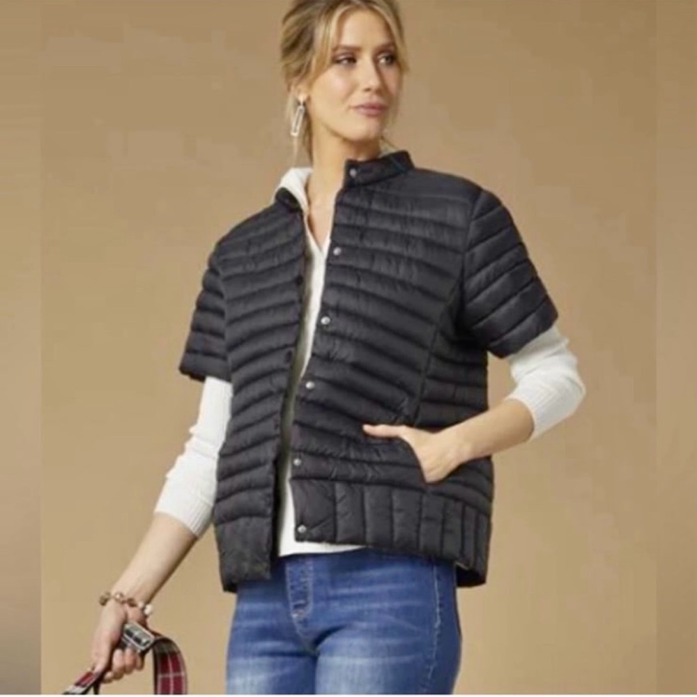 COCO + CARMEN Women’s Black Puffer Short Sleeve Jacket Sweater L/XL